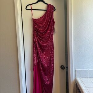 Alexia Admor Magenta Sequin Dress